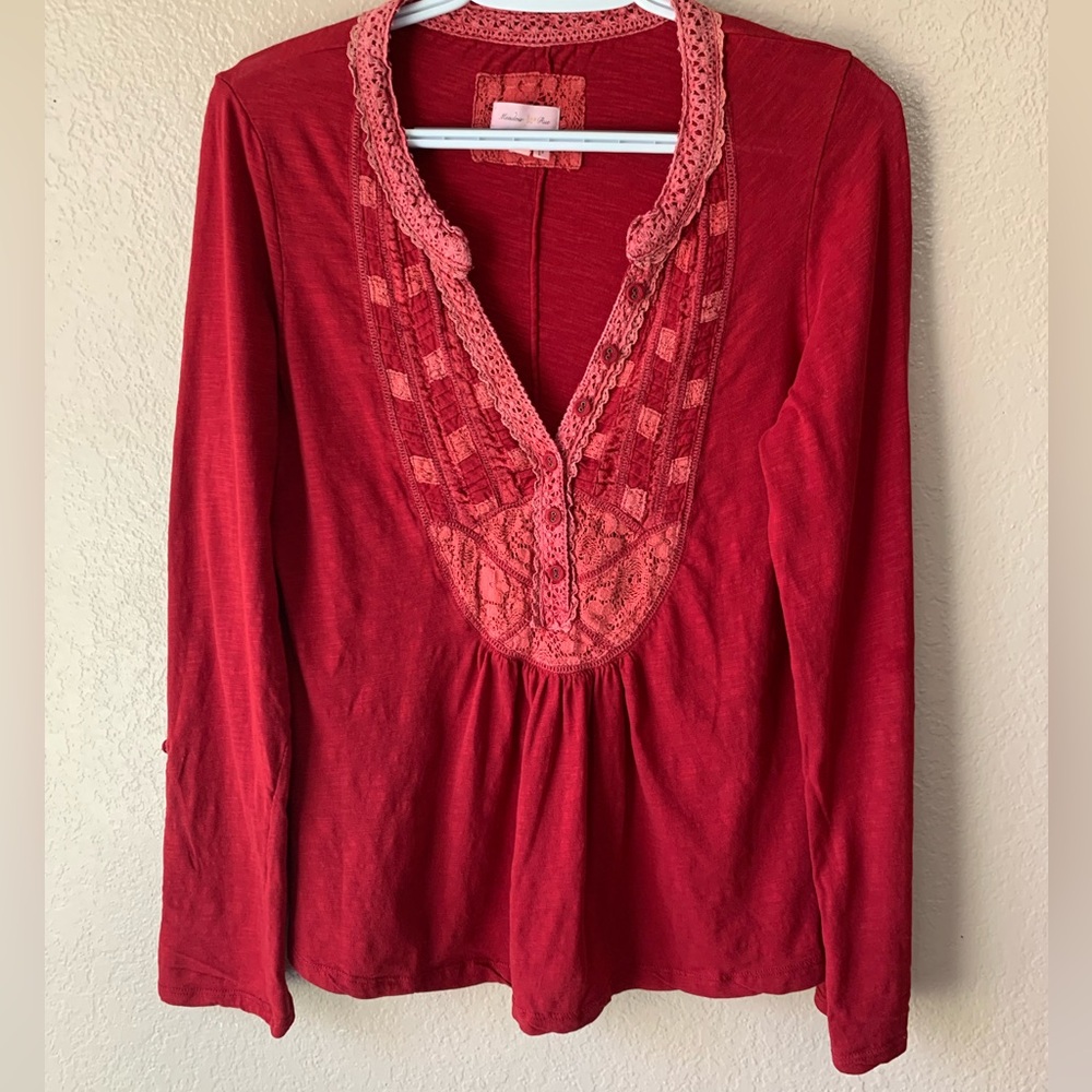 Anthropologie Meadow Rue Crochet Lace Roll Tab Sleeve Boho Romantic Top Size M - Picture 3 of 7